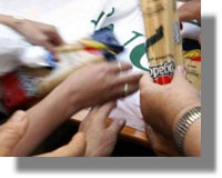 Διανομή δωρεάν παρεμβατικών τροφίμων από τον Δήμο Λέρου