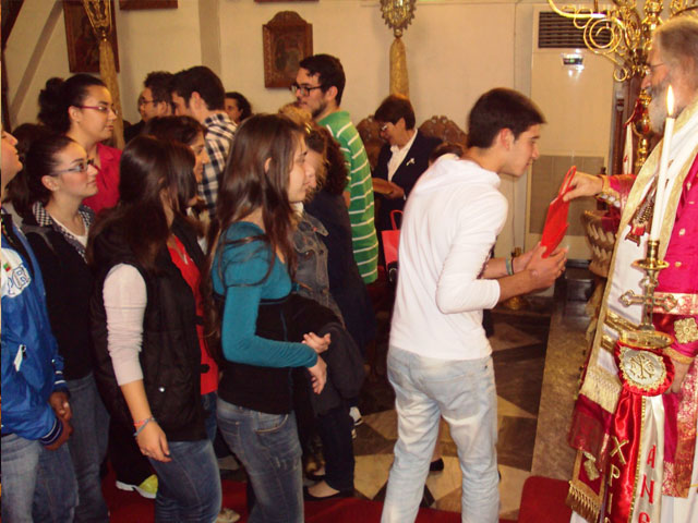 Φωτογραφικό υλικό από τη Θεία Λειτουργία για τους Λεριούς μαθητές των πανελλαδικών εξετάσεων