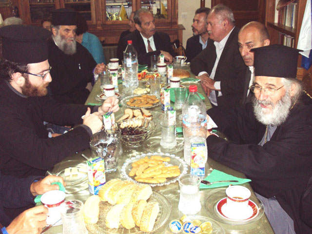 Φωτογραφικό υλικό από τη Θεία Λειτουργία για τους Λεριούς μαθητές των πανελλαδικών εξετάσεων