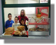 Ποια είδη επιτρέπεται να πωλούν τα κυλικεία. Πολλές απαγορεύσεις για την υγεία των παιδιών