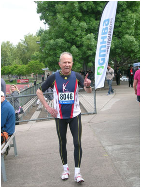 80χρονος Λεριός ομογενής κατέκτησε Χρυσό και Ασημένιο μετάλλιο σε αγώνες στίβου στην Αυστραλία!