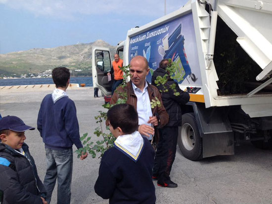 Εκατοντάδες φυτά «πρασίνισαν» τη Λέρο