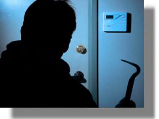 ΚΑΛΥΜΝΟΣ: Άγνωστοι παραβίασαν αίθουσα πληροφορικής σε σχολική μονάδα