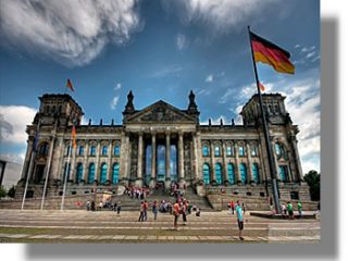 «Δούρειος Ίππος» η πρόταση της Αθήνας λέει το Βερολίνο – Τι απαντά το Μαξίμου