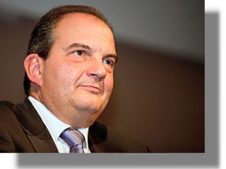 Στην Πάτμο για διακοπές ο Κώστας Καραμανλής