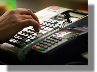 Διευκρινίσεις για τον ΦΠΑ στα νησιά: Πότε εφαρμόζεται το 23% και πότε το 16%