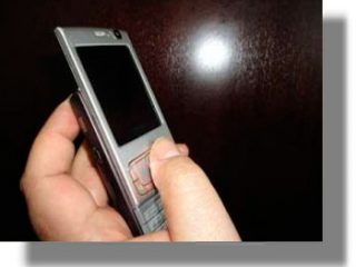 ΚΑΛΥΜΝΟΣ: Καθηγητής έκανε «καμάκι» σε μαθήτριες με SMS