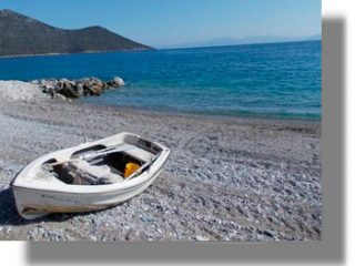 Έφτασε μέχρι τη Λέρο με&#8230; λέμβο!