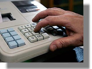 Ενώνουν τις δυνάμεις οι φορείς για να αντιμετωπίσουν την αύξηση του ΦΠΑ στα νησιά