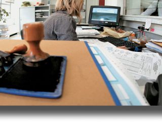 Ο&#8230; Γολγοθάς μιας Λεριάς υπαλλήλου που εργάζονταν στον Δήμο Πάτμου