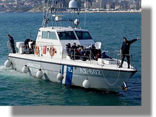 Ανησυχία στην Κάλυμνο: Παράτυπος μετανάστης από τη Συρία είχε φωτογραφίες με όπλα στο κινητό του