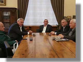 Με μέλη της διοίκησης της Blue Star συναντήθηκε ο Περιφερειάρχης Γ. Χατζημάρκος για τον έγκαιρο σχεδιασμό δρομολογίων 2016