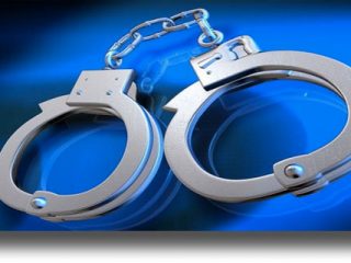 ΚΑΛΥΜΝΟΣ: Πλαστά έγγραφα, διαβατήριο και ακτοπλοϊκά εισιτήρια με στοιχεία άλλων προσώπων