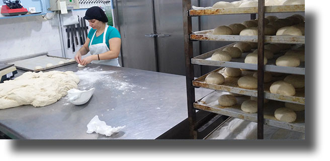 HOTSPOT: Καταγγελίες ότι ο διαγωνισμός για τη σίτιση των προσφύγων είναι «φωτογραφικός»