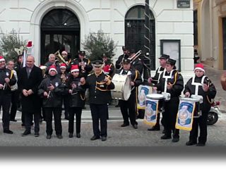 ΛΕΡΟΣ: Τα παραδοσιακά κάλαντα από την Φιλαρμονική του Δήμου [VIDEO]