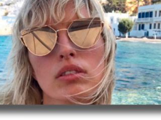 Ένας «άγγελος» της Victoria’s Secret στη Λέρο και στη Σύμη