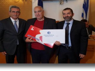 ΛΕΡΟΣ: Δωρεά 2.000 λίτρων πετρελαίου θέρμανσης στο Μπελλένειο Γυμνάσιο