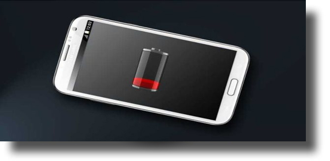 H μπαταρία του κινητού σου ξέρει τι κάνεις και μπορεί να το πει