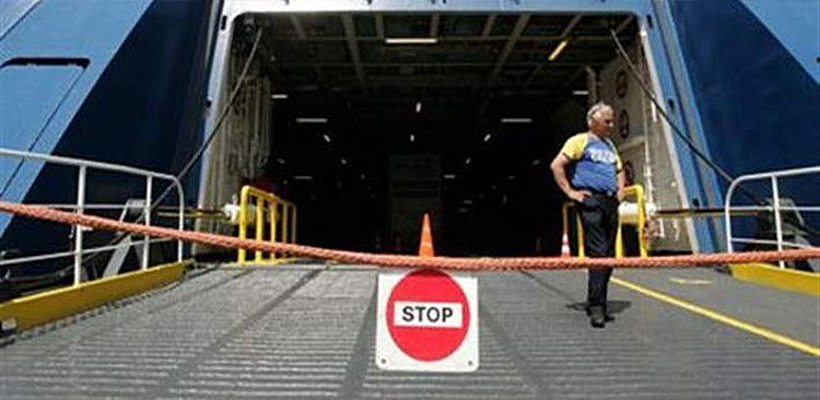 Σε ισχύ το απαγορευτικό απόπλου – Άνεμοι έως 10 μποφόρ στο Αιγαίο