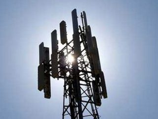 Πάτμος: Η ένωση Ιατρών του ΚΘΛ απαιτεί απομάκρυνση κεραιών κινητής τηλεφωνίας