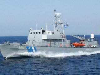 Λέρος: Ακυβερνησία Φορτηγού πλοίου