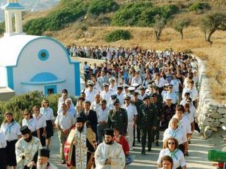 Λειψοί: Η Παναγιά του Χάρου και τα κρινάκια που ανθίζουν και ζωντανεύουν