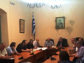 Λέρος: Σύσκεψη με τους ιδιοκτήτες ταξί για την επίλυση προβλημάτων του κλάδου