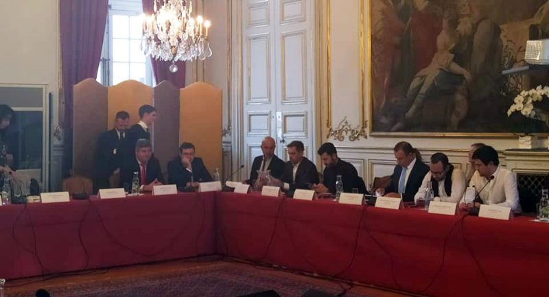 Λέρος: Συμμετοχή Δημάρχου και Αντιδημάρχου στο παγκόσμιο Φόρουμ για τη Δημοκρατία και στη Συνδιάσκεψη για το προσφυγικό του Club του Στρασβούργου