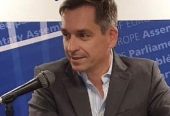 Αντιδήμαρχος Λέρου στο Sputnik: Ζήτημα ζωής και θανάτου η αποσυμφόρηση – Στα όριά του το νοσοκομείο