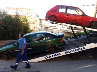 Λέρος: «Σκούπα» στα εγκαταλελειμμένα οχήματα