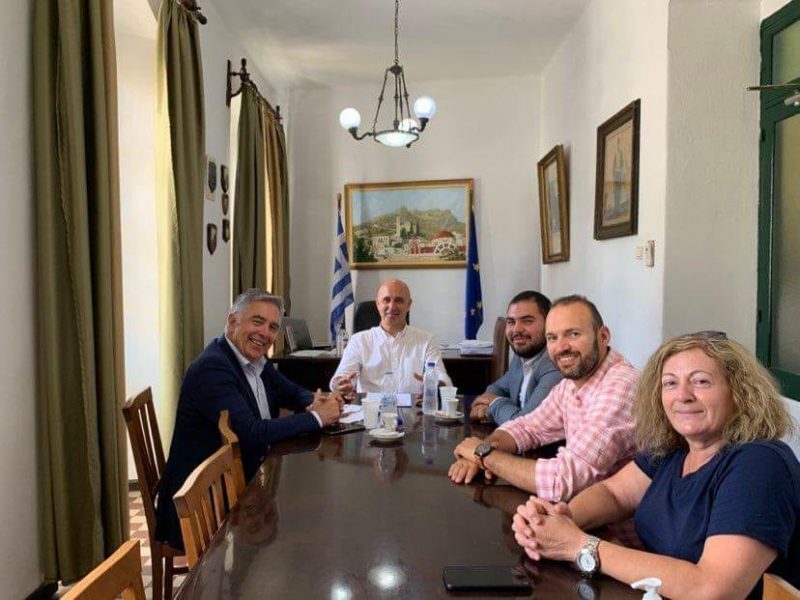 ΣΥΝΑΝΤΗΣΗ ΔΗΜΑΡΧΟΥ ΛΕΡΟΥ ΜΕ ΤΟΝ ΒΟΥΛΕΥΤΗ Ν.Δ. ΔΩΔΕΚΑΝΗΣΟΥ &#038; ΚΟΣΜΗΤΟΡΑ ΤΗΣ ΒΟΥΛΗΣ κ. ΒΑΣΙΛΕΙΟ ΥΨΗΛΑΝΤΗ