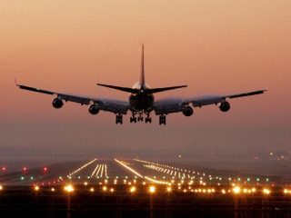 Ανοιγμα Διεθνών πτήσεων: Με 89.560 αφίξεις, ξένοι τουρίστες εγκαινίασαν τα 5 διεθνή αεροδρόμια του Νοτίου Αιγαίου