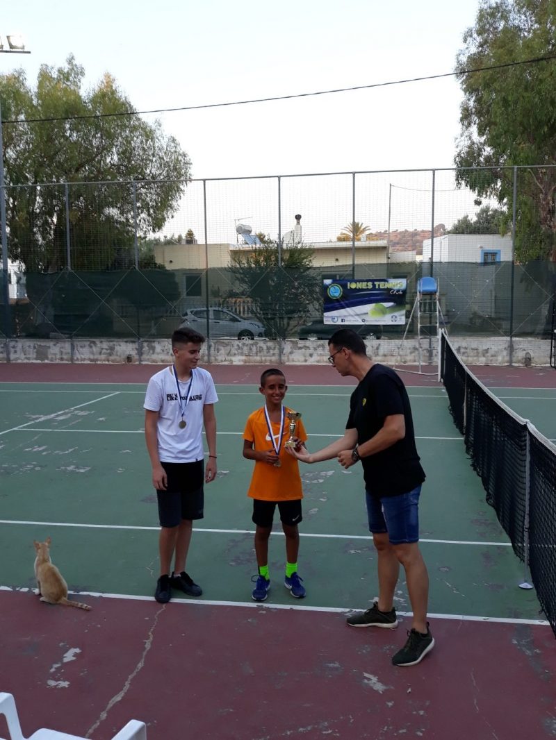 ΙΩΝΕΣ ΛΕΡΟΥ