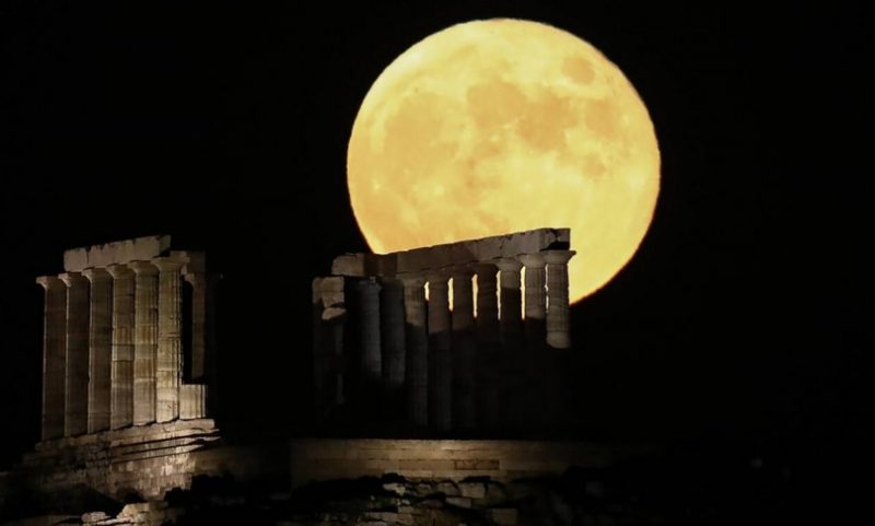 Πανσέληνος Αυγούστου: Ανοιχτά απόψε μουσεία και αρχαιολογικοί χώροι