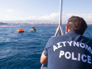 Κάλυμνος: Αλλοδαπός από την Τουρκία έφτασε κοντά στη Ψέριμο κολυμπώντας !