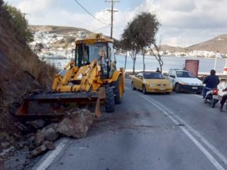 Πάτμος: Κατολισθήσεις και ρηγμάτωση στο λιμάνι λόγω του σεισμού