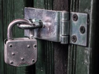 Ανοίγουν νέες επιχειρήσεις και κλείνουν αρκετές στα Δωδεκάνησα