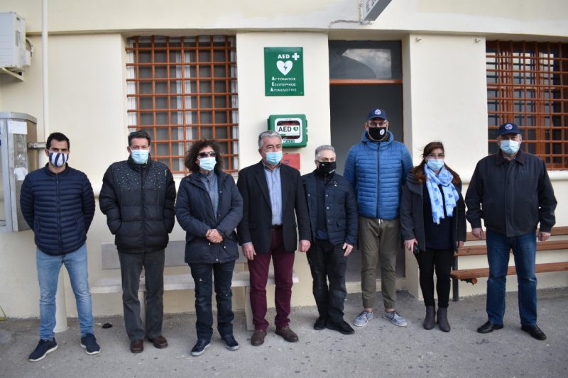 Λέρος: Eγκατάσταση ενός ακόμα Αυτόματου Εξωτερικού Απινιδωτή από την Ομάδα Έρευνας και Διάσωσης
