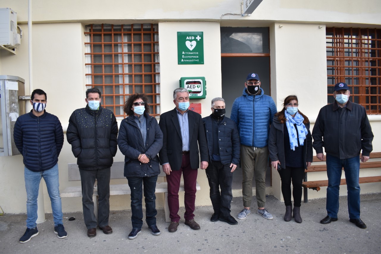 Λέρος: Eγκατάσταση ενός ακόμα Αυτόματου Εξωτερικού Απινιδωτή από την Ομάδα Έρευνας και Διάσωσης