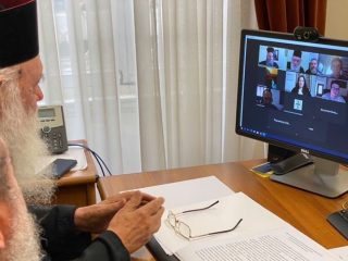 ΞΕΚΙΝΟΥΝ ΤΑ ΝΕΑ ΔΩΡΕΑΝ ΕΞ ΑΠΟΣΤΑΣΕΩΣ ΕΠΙΜΟΡΦΩΤΙΚΑ ΠΡΟΓΡΑΜΜΑΤΑ ΓΙΑ ΚΛΗΡΙΚΟΥΣ ΚΑΙ ΛΑΪΚΟΥΣ