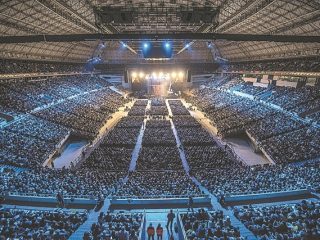 Τα πειράματα του τέλους της απομόνωσης &#8211; Η συναυλία με 5.000 κόσμο δείχνει το δρόμο