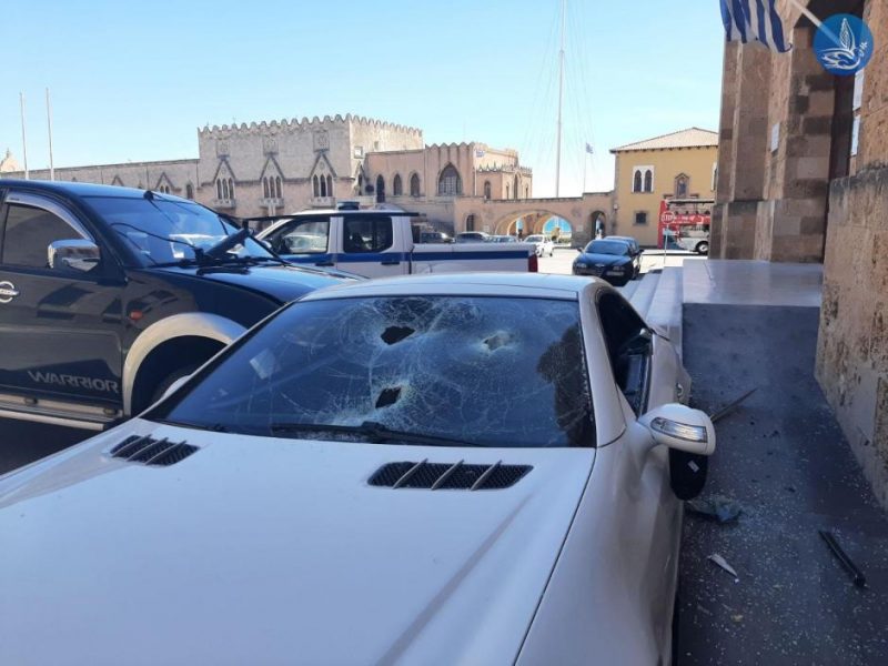 Υπαστυνόμος Β&#8217; κατέστρεψε το αυτοκίνητο του Αστυνομικού Διευθυντή της Α&#8217; Αστυνομικής Διεύθυνσης Δωδεκανήσου