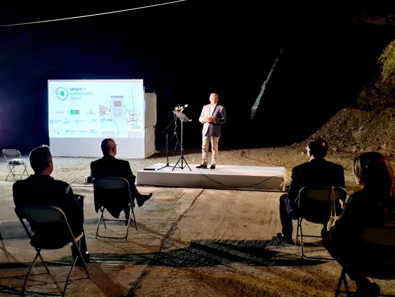 Στην Αστυπάλαια ο Περιφερειάρχης για την εξέλιξη του πρότυπου project “e-astypalea”