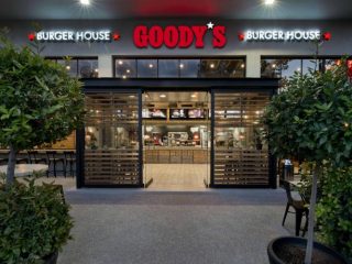 Συγχωνεύονται Goody’s, Everest, La Pasteria και Evercat – Τα σχέδια για νέο leader στην εστίαση
