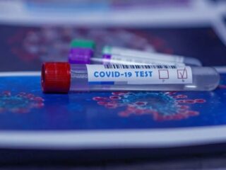 Κορωνοϊός: «Σοκ και δέος» με 415 κρούσματα στα Δωδεκάνησα και 35.580 στην Ελλάδα