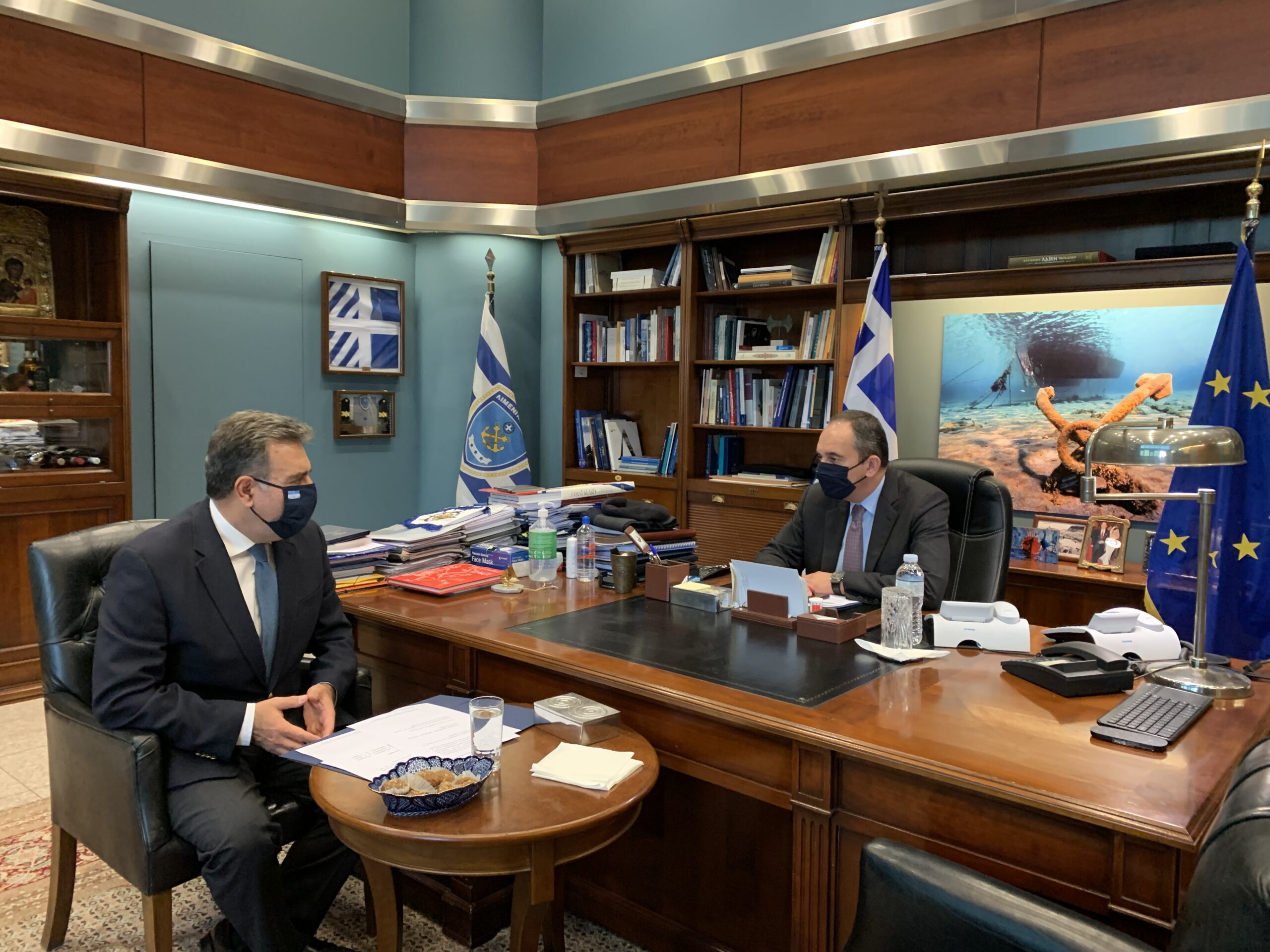 Συνάντηση του Μάνου Κόνσολα με τον Υπουργό Ναυτιλίας και Νησιωτικής Πολιτικής