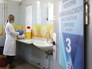 Λέρος: Εμβολιαστική γραμμή για ηλικίες 5-11