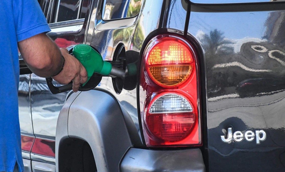 Εσπασε το φράγμα των 2 ευρώ η αμόλυβδη στα Δωδεκάνησα!