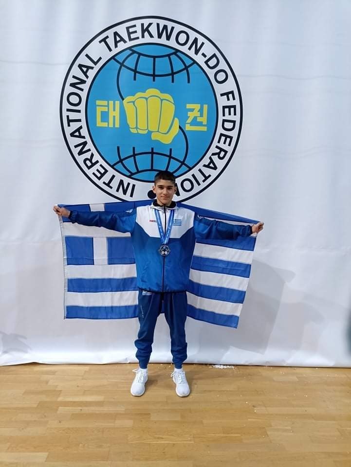 ΣΥΓΧΑΡΗΤΗΡΙΑ ΔΗΜΑΡΧΟΥ ΛΕΡΟΥ ΣΤΟΝ ΑΘΛΗΤΗ ΑΝΑΣΤΑΣΙΟ ΧΑΤΖΗΟΓΛΟΥ