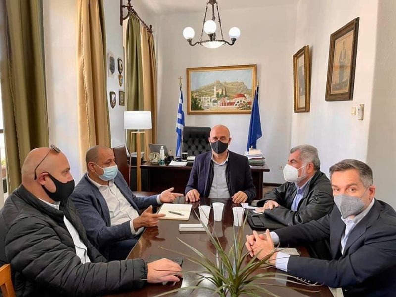 ΕΠΙΣΚΕΨΗ ΤΟΥ ΒΟΥΛΕΥΤΗ ΔΩΔ/ΣΟΥ ΝΕΚΤΑΡΙΟΥ ΣΑΝΤΟΡΙΝΙΟΥ ΣΤΟ ΔΗΜΑΡΧΟ ΛΕΡΟΥ